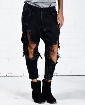 One Teaspoon 26 Kingpins Black Busted Knee Distressed Drop Crotch Boyfriend Jean